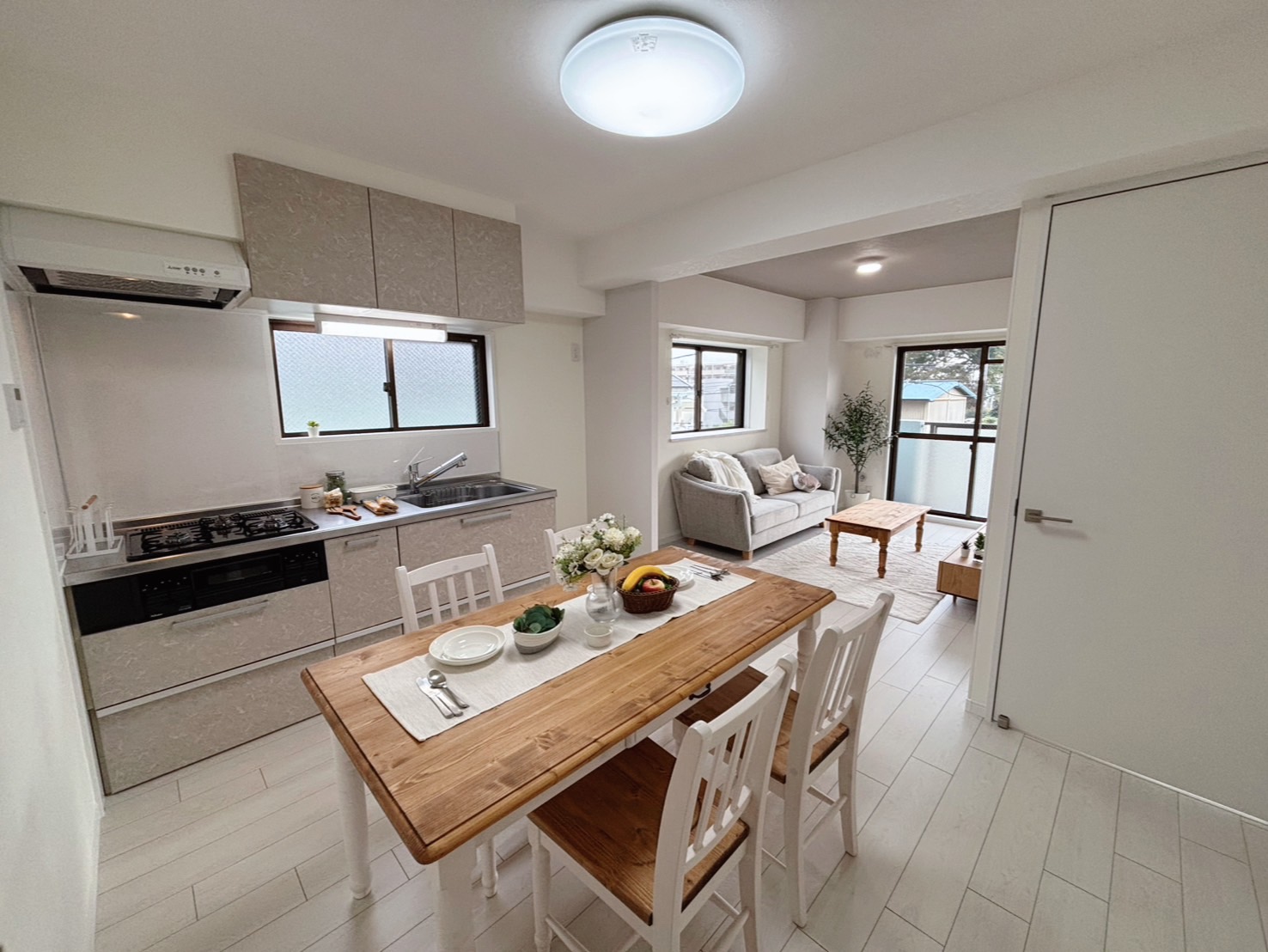 🏠飾り付け完了!社有マンションがついにお披露目モードに✨ 画像