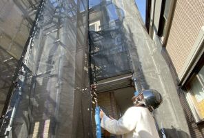 屋根塗装の現場へ進捗確認👀🏠🎨 アイキャッチ画像