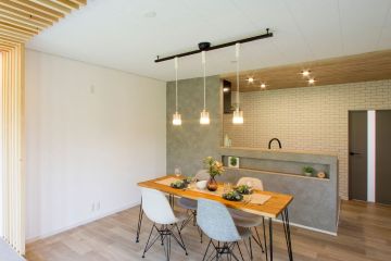 2023-12/1701924583_2