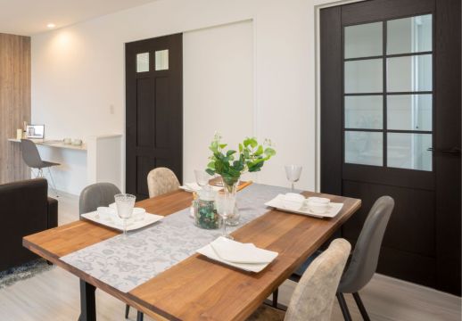 扉デザイン アイキャッチ画像